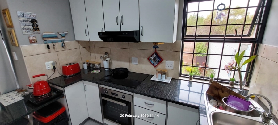 3 Bedroom Property for Sale in Paradise Beach Eastern Cape